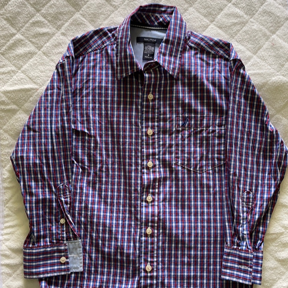 Náutica boy shirt.